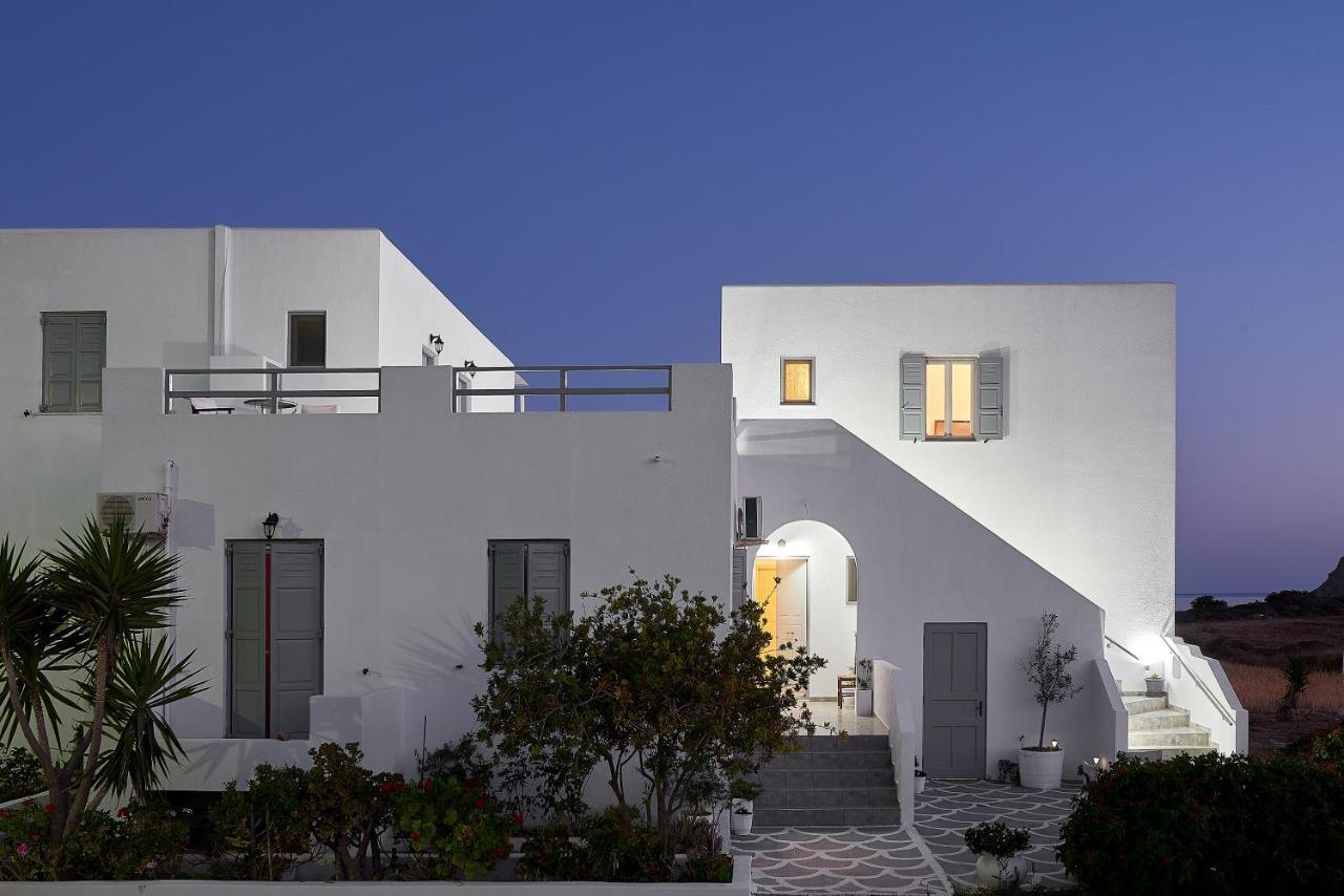 Muses Rooms Milos Provatas Екстериор снимка