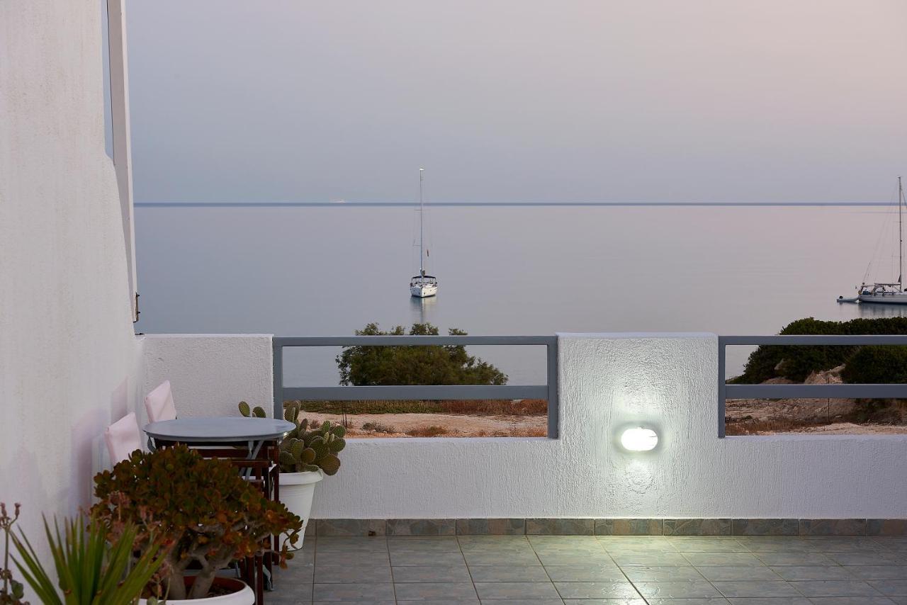Muses Rooms Milos Provatas Екстериор снимка