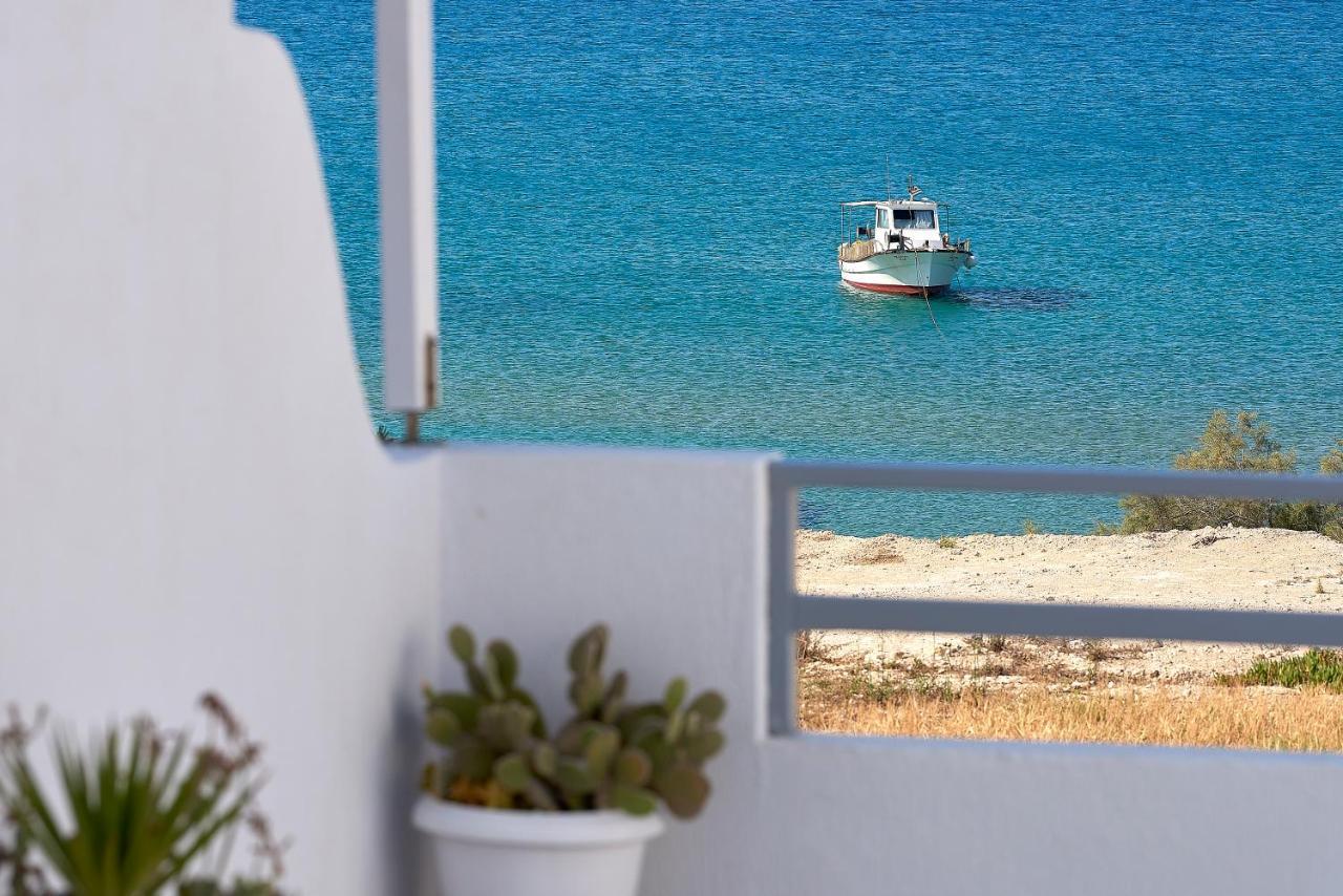 Muses Rooms Milos Provatas Екстериор снимка