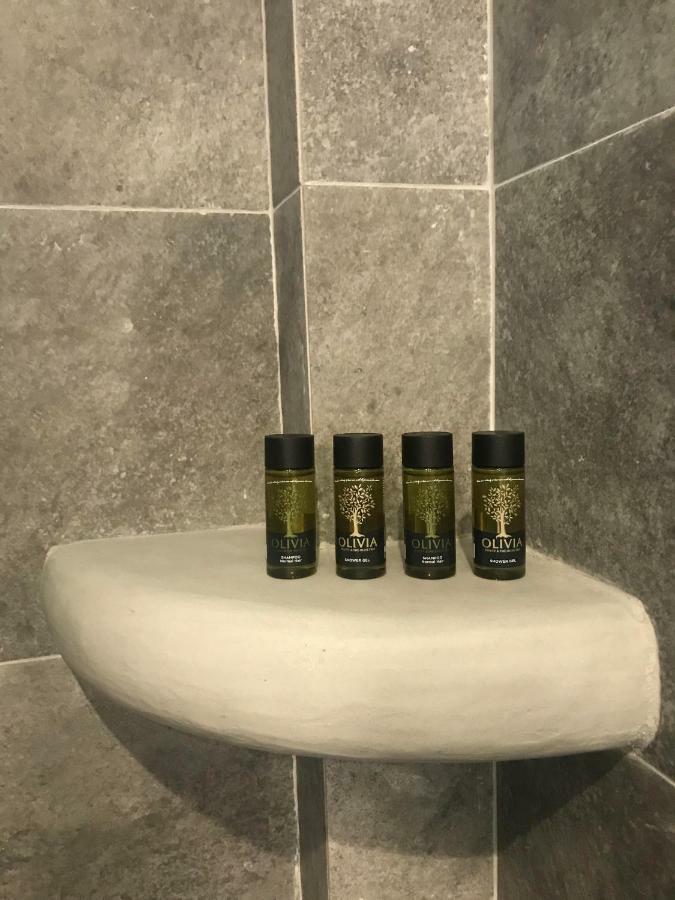 Muses Rooms Milos Provatas Екстериор снимка
